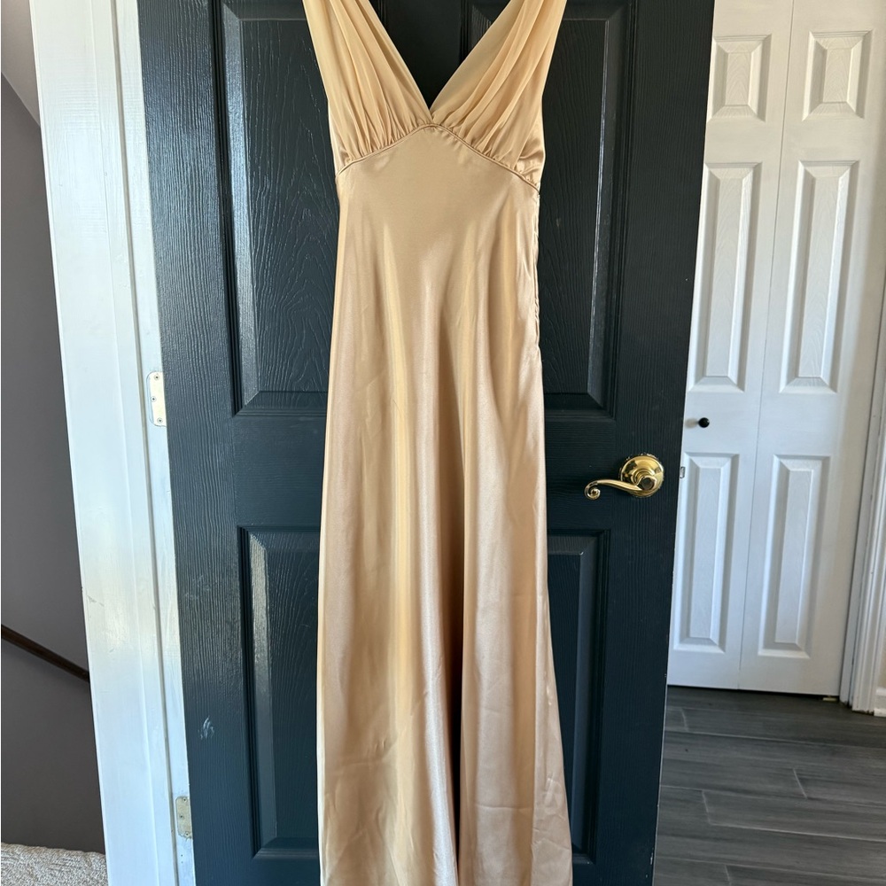 Cinderella Divine Women’s Floor Length Maxi Dress Champagne Gold Size Large